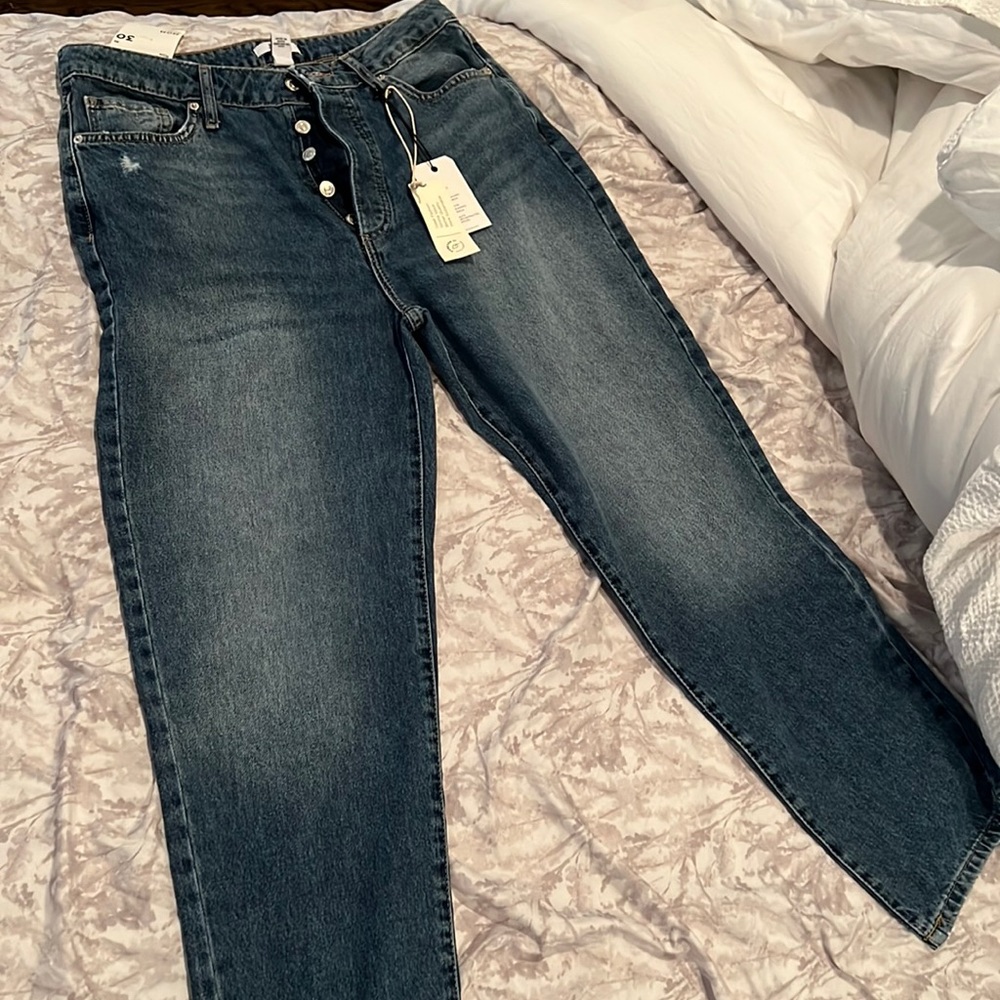 Forever 21 MOM High-Waisted Jeans